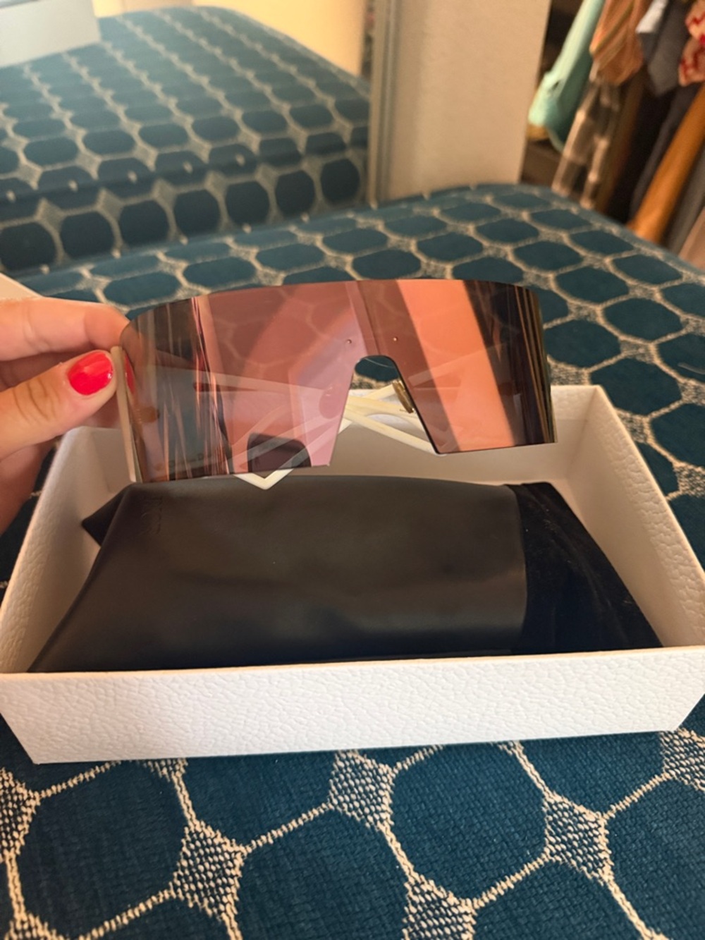 Dior Shield Sunglasses Gradient Lens